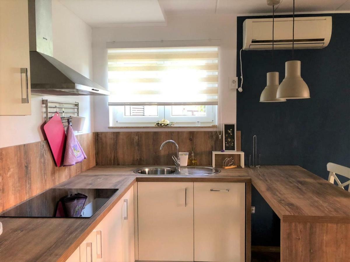 Apartman Gloria Daire Mali Lošinj Dış mekan fotoğraf
