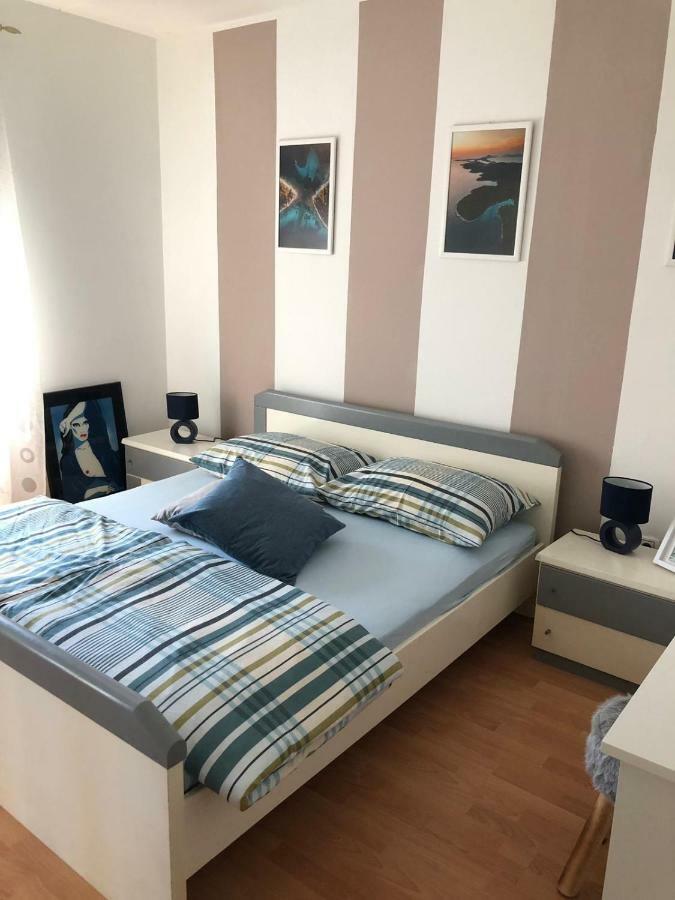 Apartman Gloria Daire Mali Lošinj Dış mekan fotoğraf